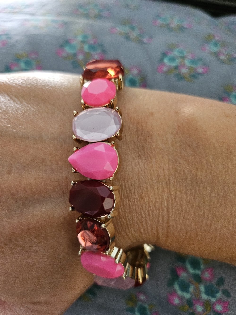 Talbots Eclectic Crystal Stretch Bracelet - Valiant Poppy Multi/Gold 7.25” NWT